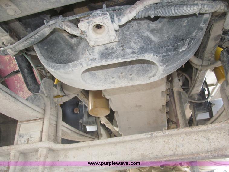 image for item F7111 2000 Freightliner FLD120SD tri axle dump truck