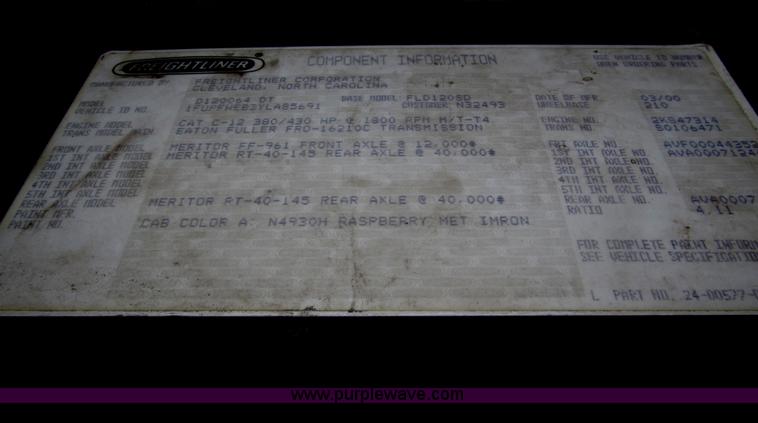 image for item F7111 2000 Freightliner FLD120SD tri axle dump truck