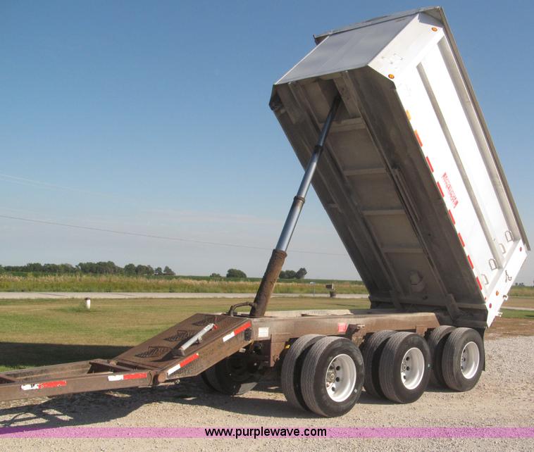 image for item F7114 2003 Cornhusker 800R 16' triple axle aluminum pup dump trailer