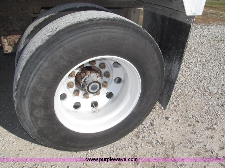 image for item F7114 2003 Cornhusker 800R 16' triple axle aluminum pup dump trailer