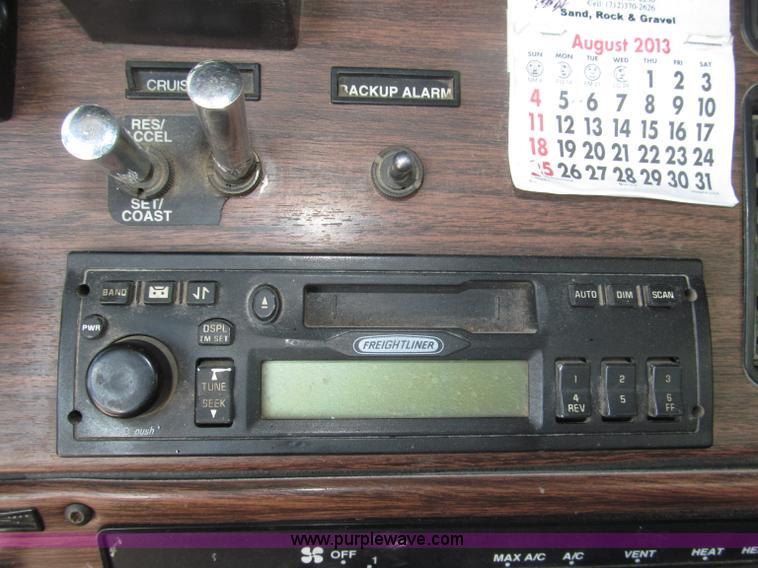 image for item F7115 2001 Freightliner FLD120 tri axle dump truck