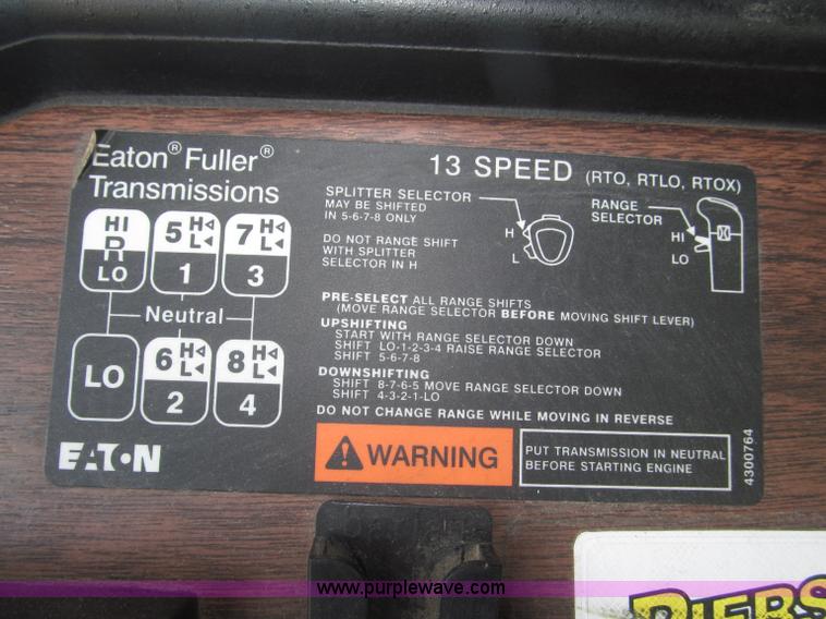 image for item F7115 2001 Freightliner FLD120 tri axle dump truck