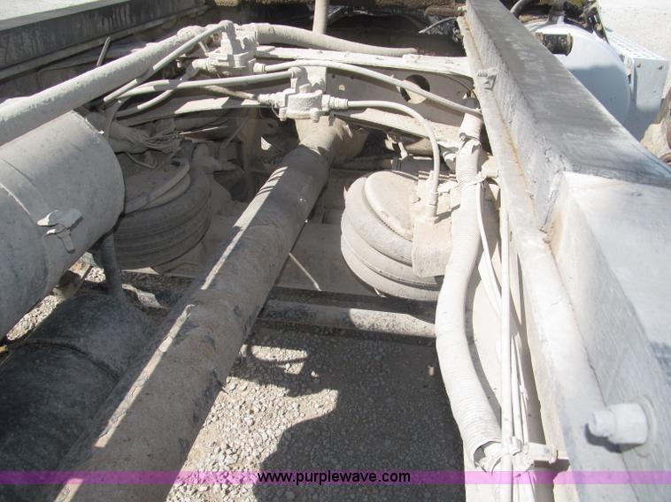 image for item F7115 2001 Freightliner FLD120 tri axle dump truck