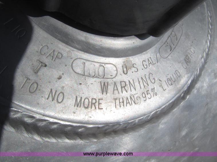 image for item F7115 2001 Freightliner FLD120 tri axle dump truck