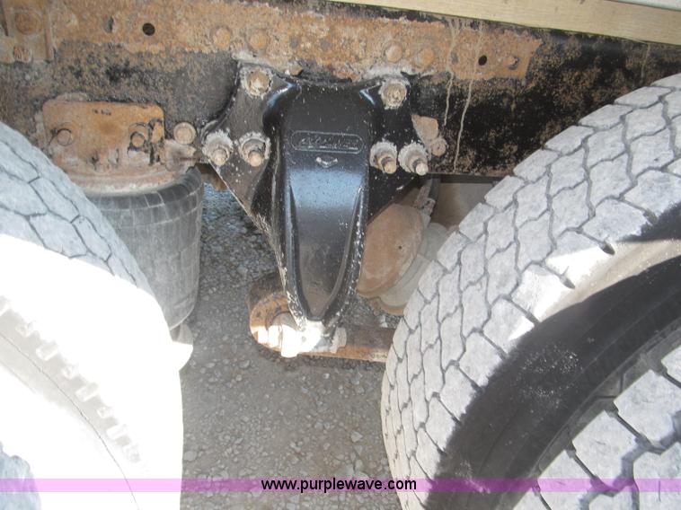 image for item F7115 2001 Freightliner FLD120 tri axle dump truck