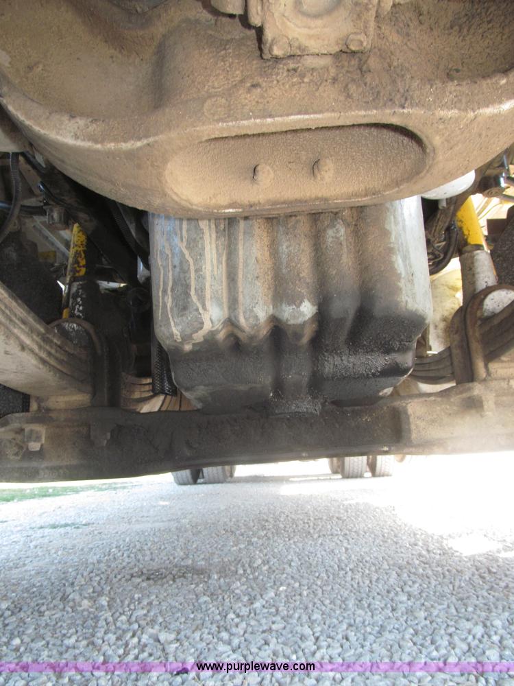 image for item F7115 2001 Freightliner FLD120 tri axle dump truck