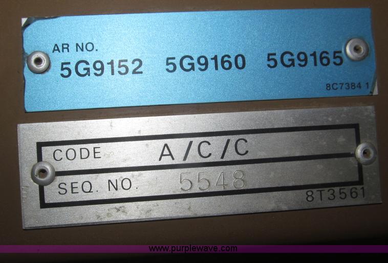 image for item F7121 1995 Caterpillar D6H LGP Series II dozer