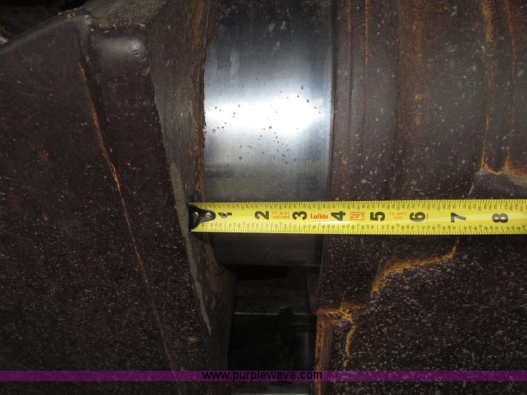 image for item F7121 1995 Caterpillar D6H LGP Series II dozer