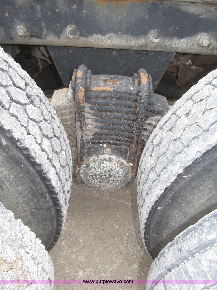 image for item F7122 1985 Mack RD688S Econodyne triple axle semi truck