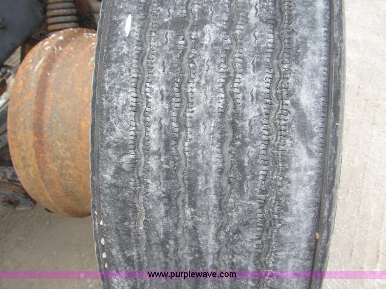 image for item F7122 1985 Mack RD688S Econodyne triple axle semi truck