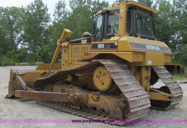 image for item G2084 2004 Caterpillar D6R DS LGP Series II dozer