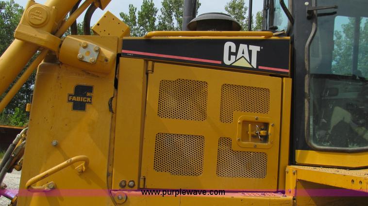 image for item G2084 2004 Caterpillar D6R DS LGP Series II dozer