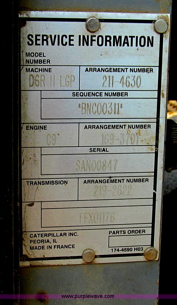 image for item G2084 2004 Caterpillar D6R DS LGP Series II dozer