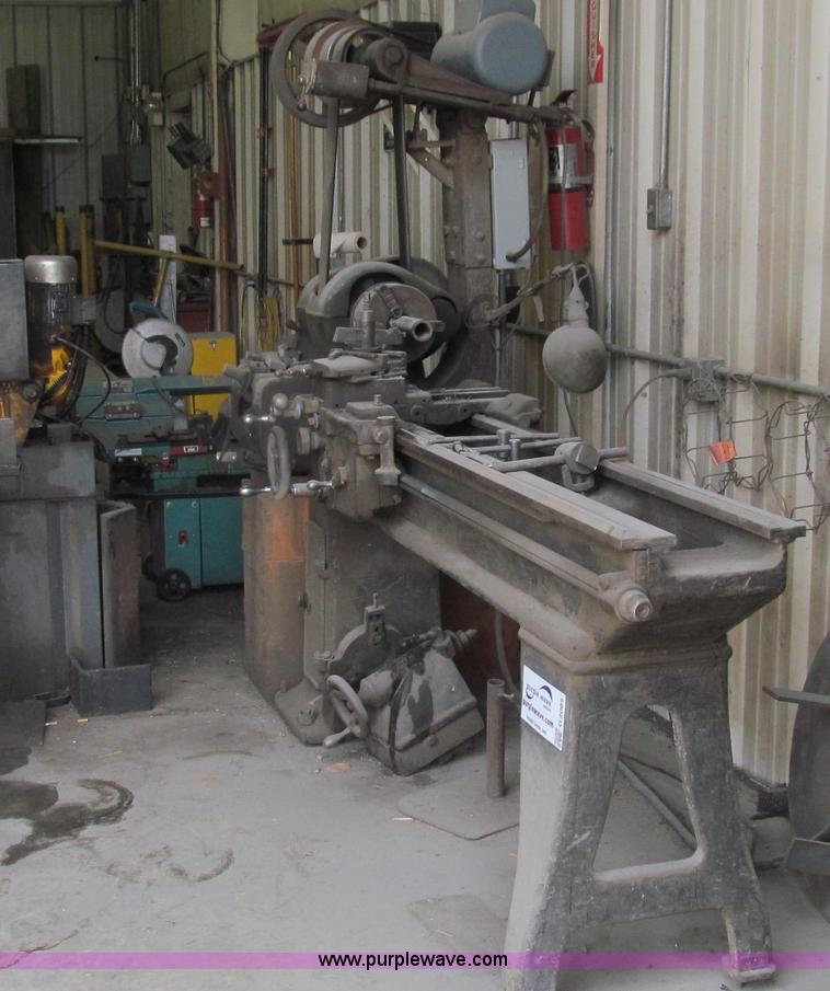 Sidney Machine Tool Co. 16" vintage engine lathe in Columbia, MO Item
