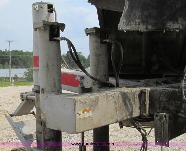 image for item G2086 1990 Power Curbers 5700 curb machine