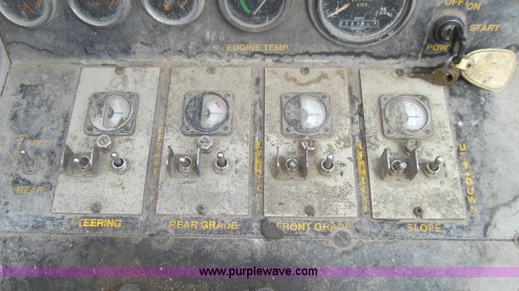 image for item G2086 1990 Power Curbers 5700 curb machine