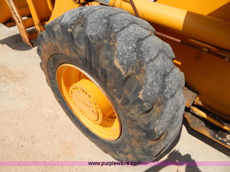 image for item G3476 1994 Case 621B wheel loader