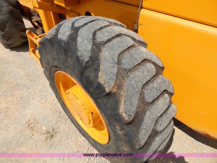 image for item G3476 1994 Case 621B wheel loader
