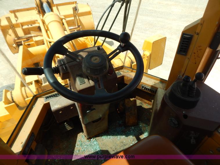 image for item G3476 1994 Case 621B wheel loader