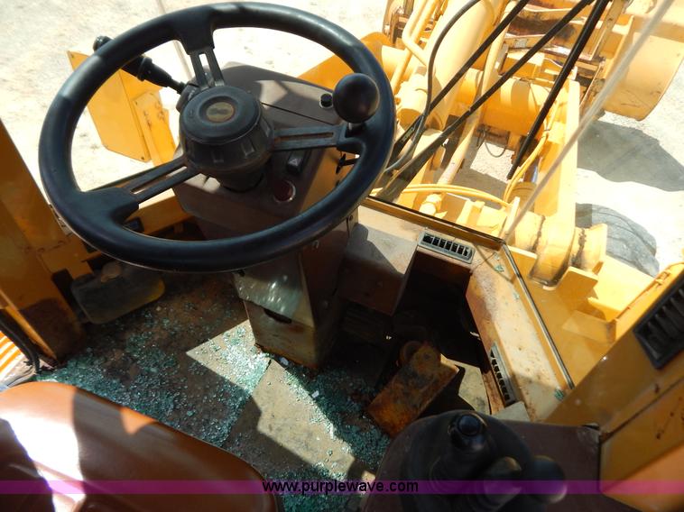 image for item G3476 1994 Case 621B wheel loader