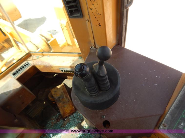 image for item G3476 1994 Case 621B wheel loader