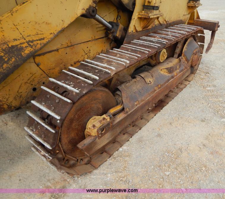 image for item G3477 1976 Caterpillar 941B track loader