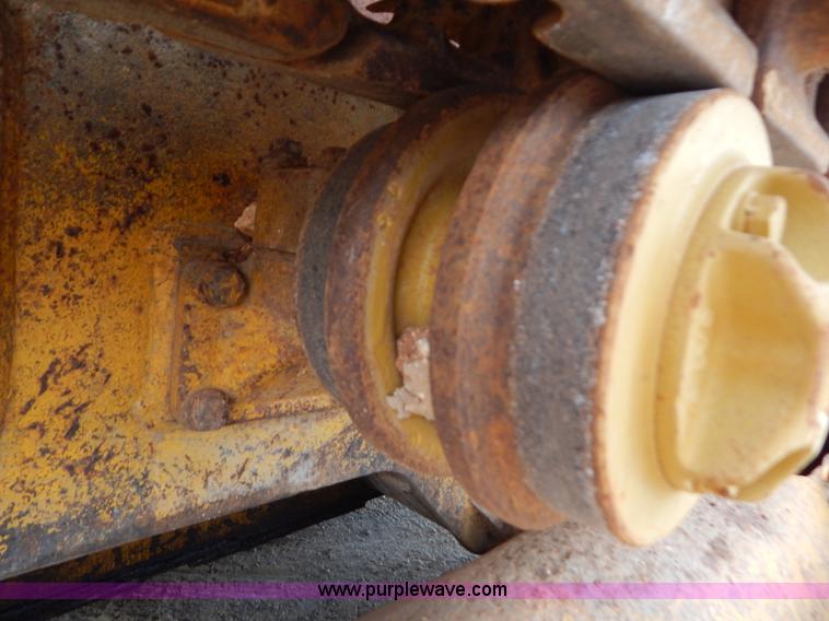 image for item G3477 1976 Caterpillar 941B track loader