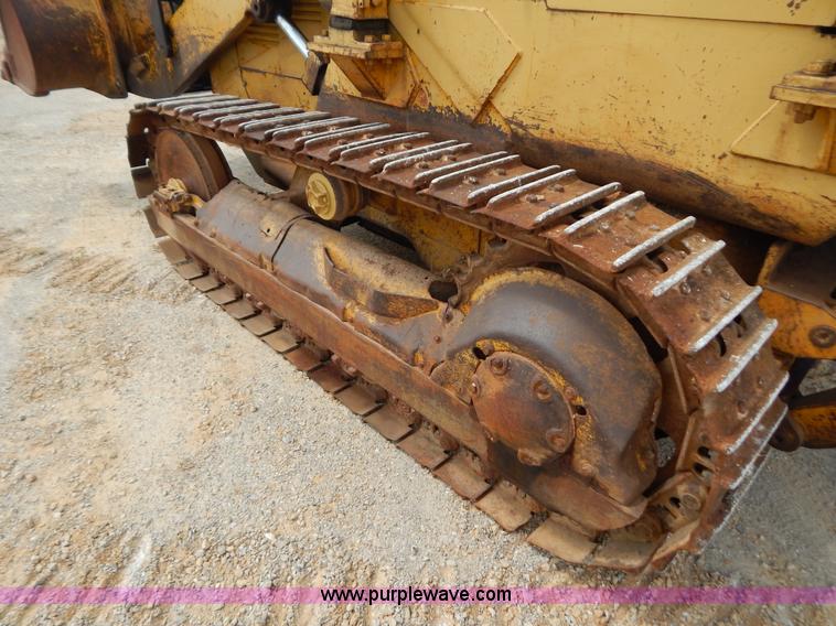 image for item G3477 1976 Caterpillar 941B track loader