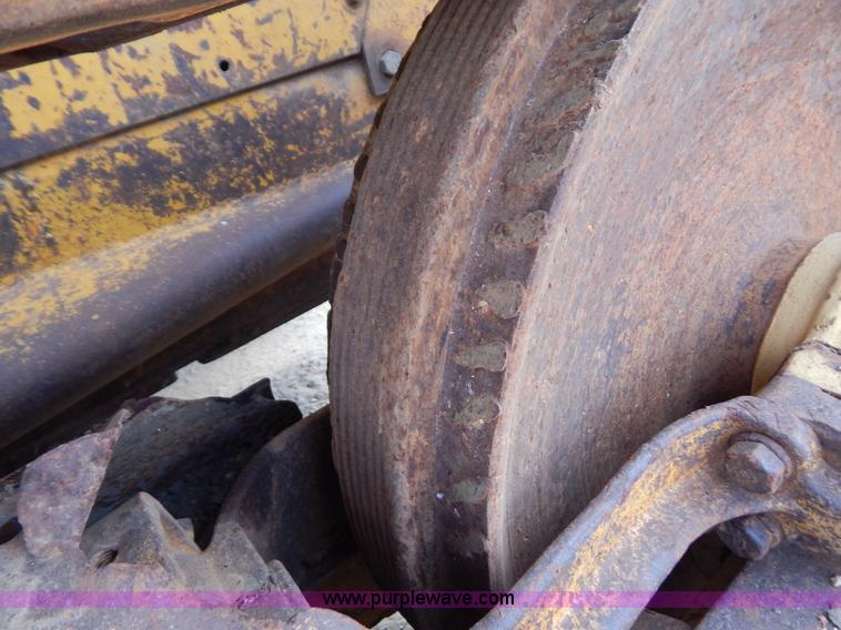 image for item G3477 1976 Caterpillar 941B track loader