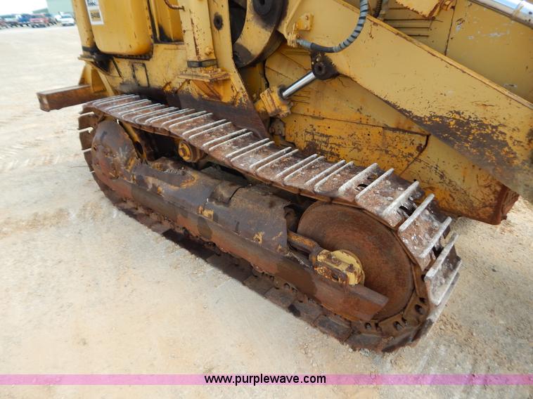 image for item G3477 1976 Caterpillar 941B track loader