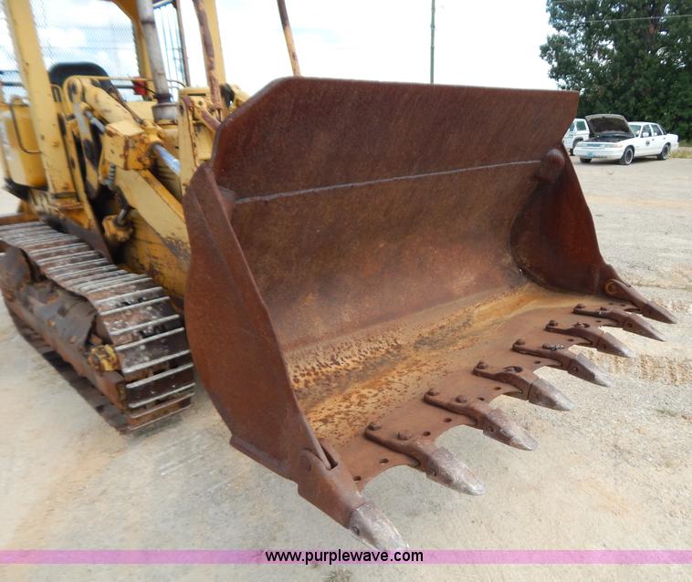 image for item G3477 1976 Caterpillar 941B track loader