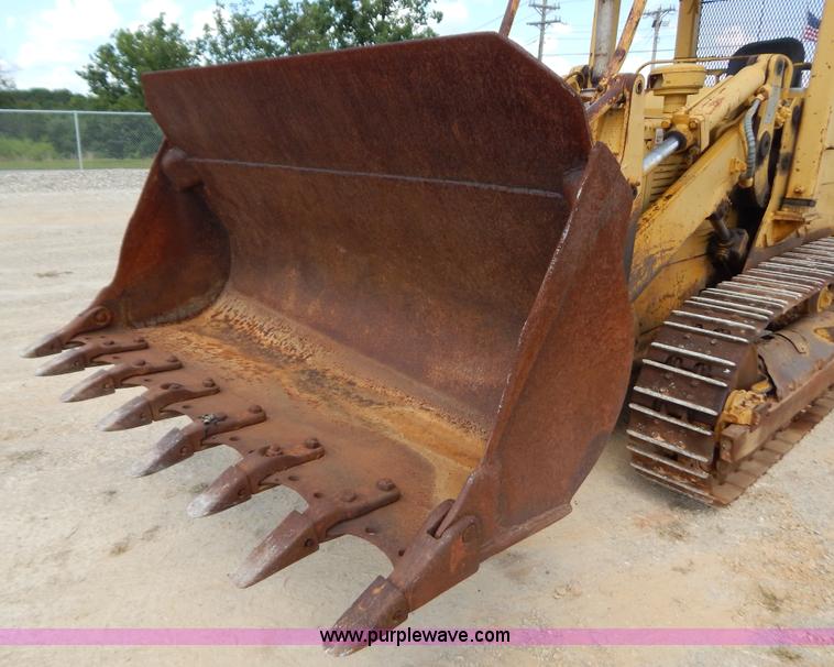 image for item G3477 1976 Caterpillar 941B track loader