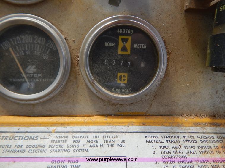 image for item G3477 1976 Caterpillar 941B track loader