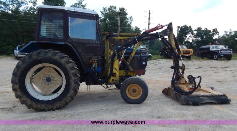image for item G3479 1993 Ford 7740 PowerStar SL tractor