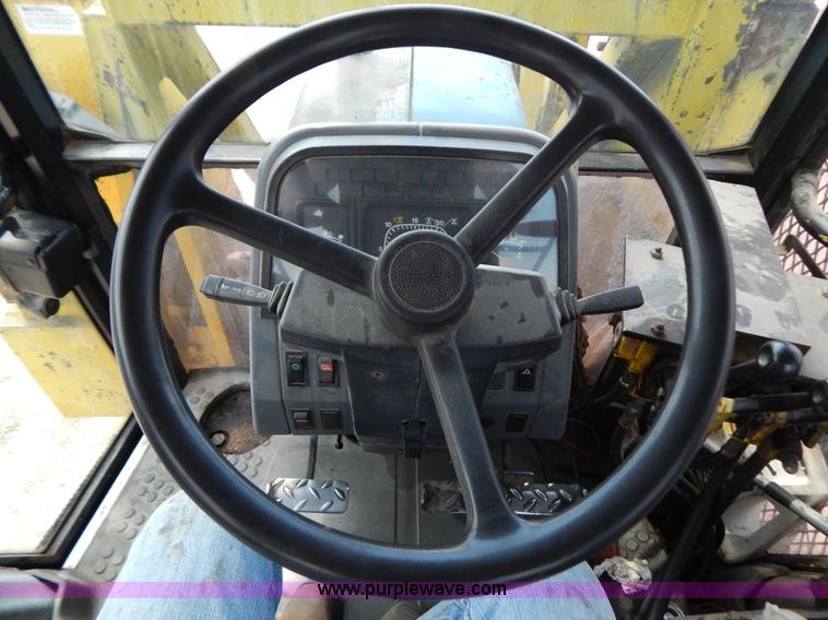 image for item G3479 1993 Ford 7740 PowerStar SL tractor