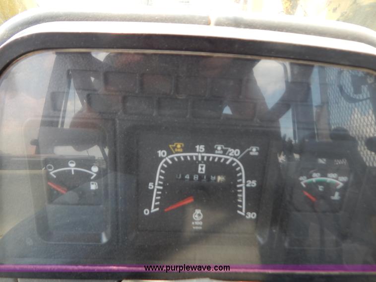 image for item G3479 1993 Ford 7740 PowerStar SL tractor