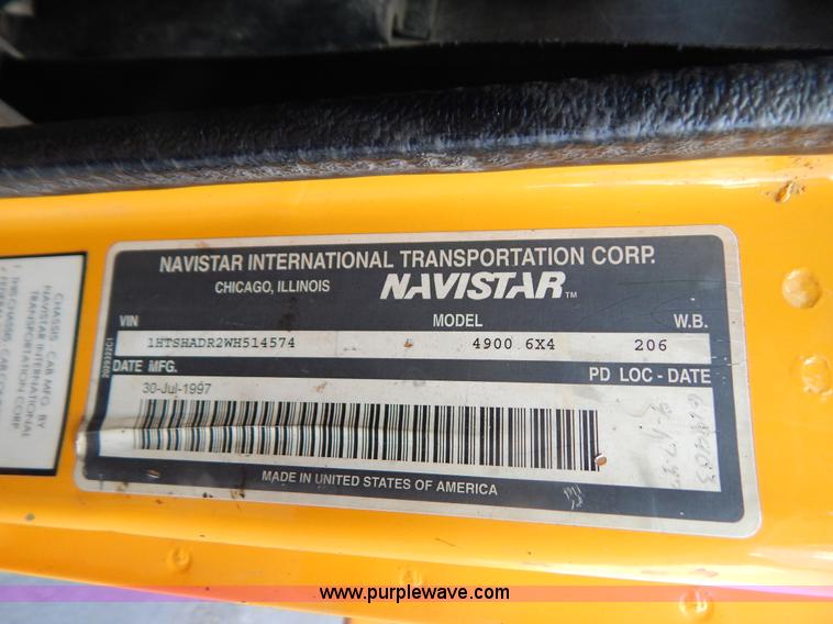 image for item G3481 1998 International 4900 tandem axle dump truck