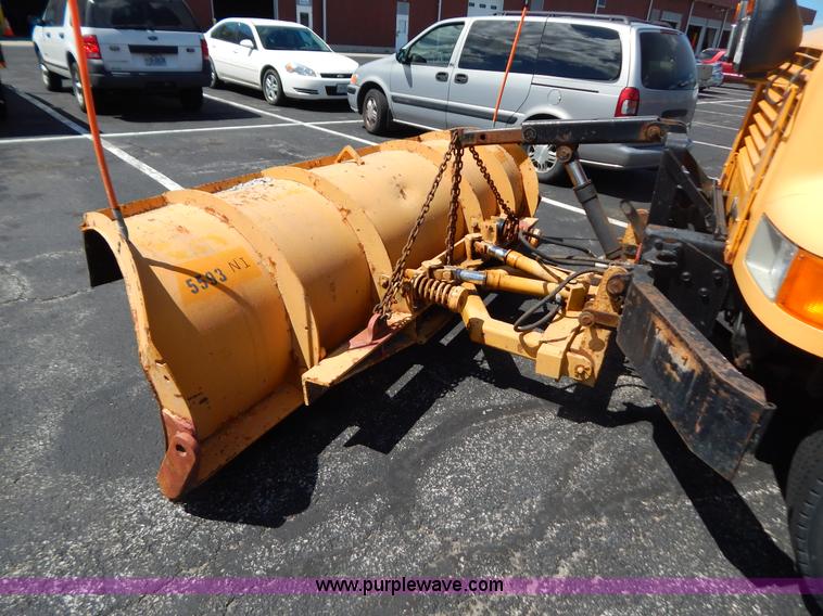 image for item G3484 1997 International 4900 dump truck