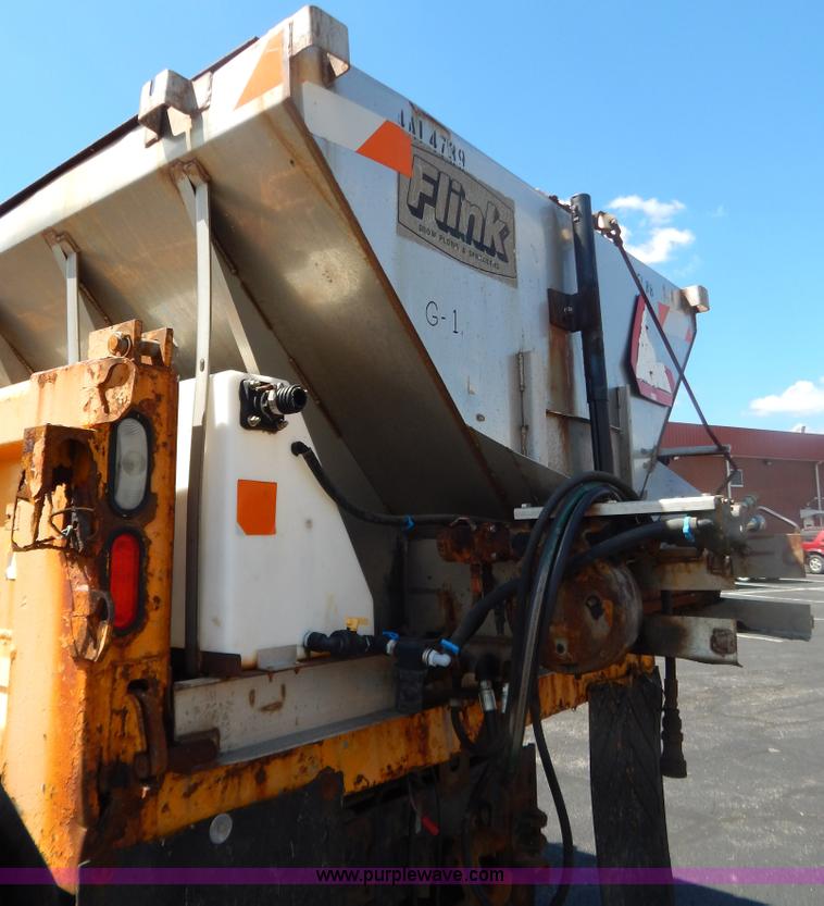 image for item G3484 1997 International 4900 dump truck