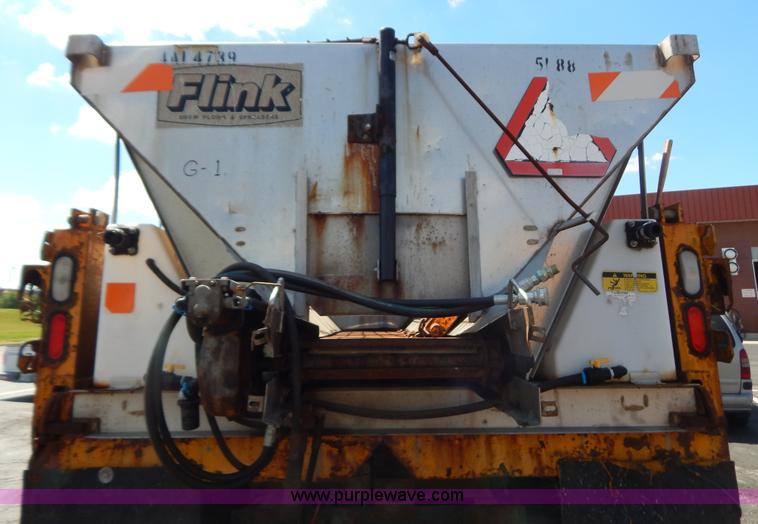 image for item G3484 1997 International 4900 dump truck