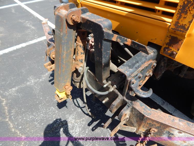 image for item G3486 1999 International 4900 dump truck