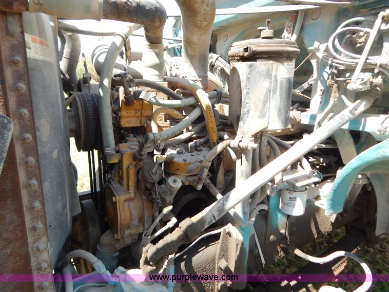 image for item G3495 1990 Freightliner FLC112SD 10 yard concrete mixer