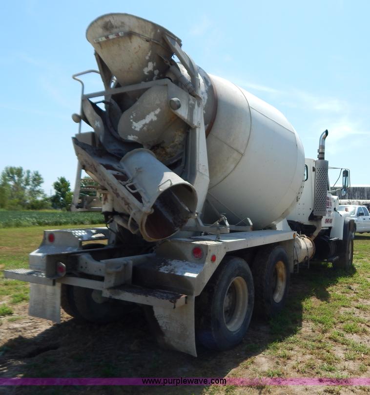 image for item G3496 1993 Ford LT8000 9 cu. yd. concrete mixer