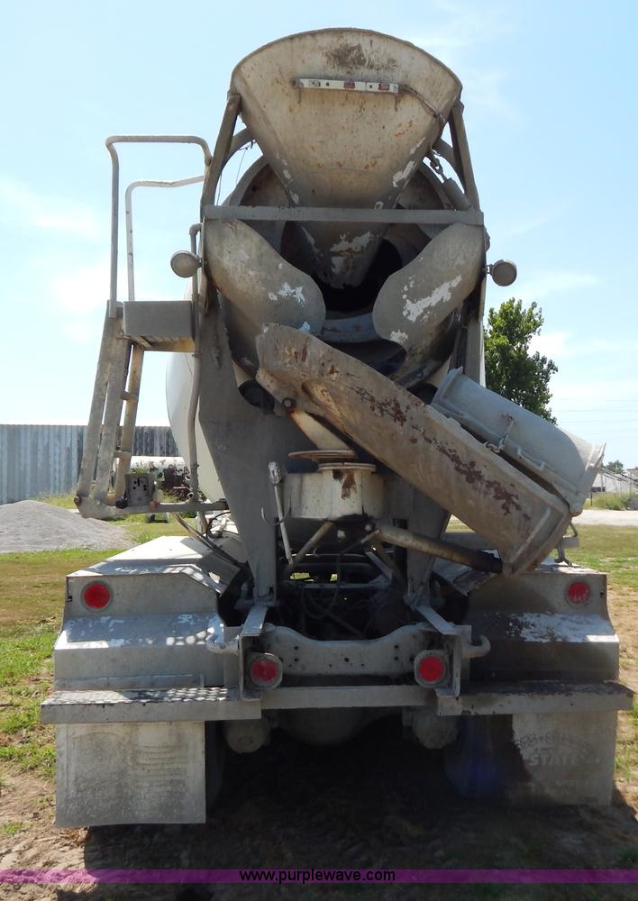 image for item G3496 1993 Ford LT8000 9 cu. yd. concrete mixer