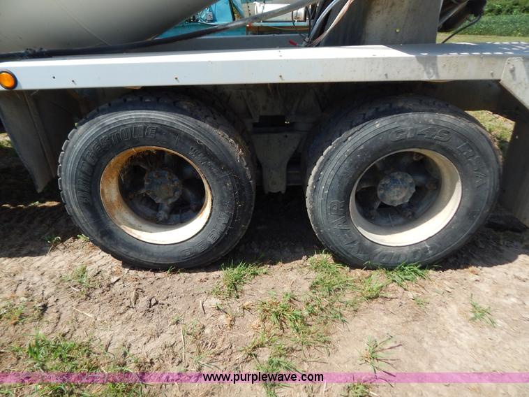 image for item G3496 1993 Ford LT8000 9 cu. yd. concrete mixer