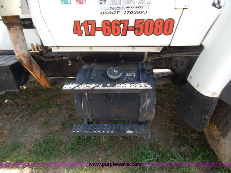 image for item G3496 1993 Ford LT8000 9 cu. yd. concrete mixer