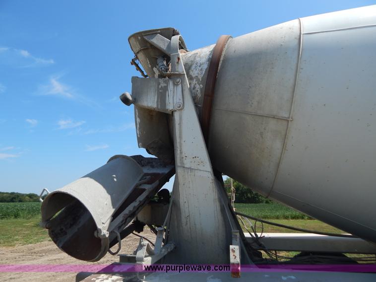image for item G3496 1993 Ford LT8000 9 cu. yd. concrete mixer