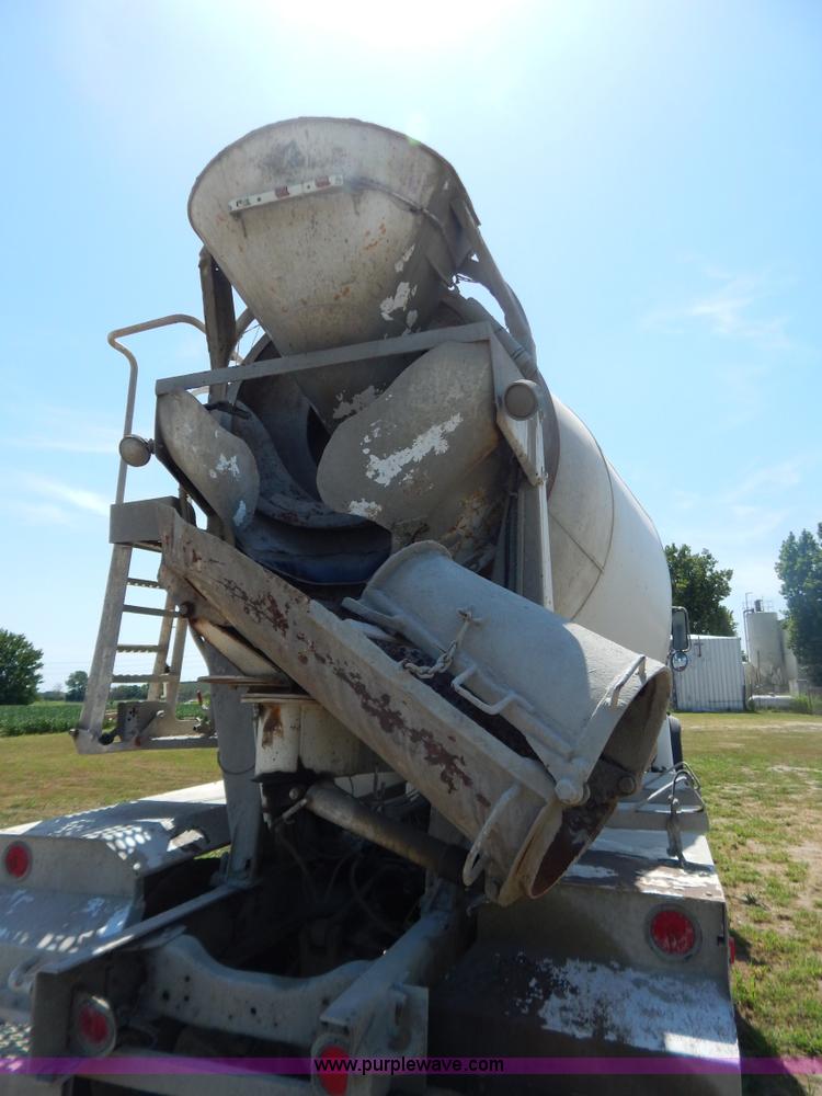 image for item G3496 1993 Ford LT8000 9 cu. yd. concrete mixer