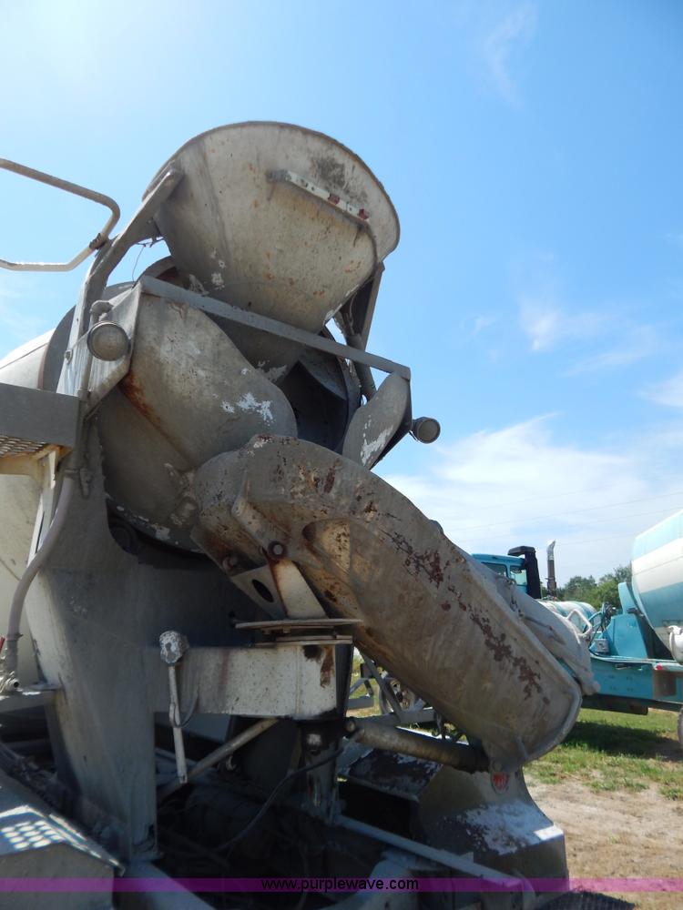 image for item G3496 1993 Ford LT8000 9 cu. yd. concrete mixer