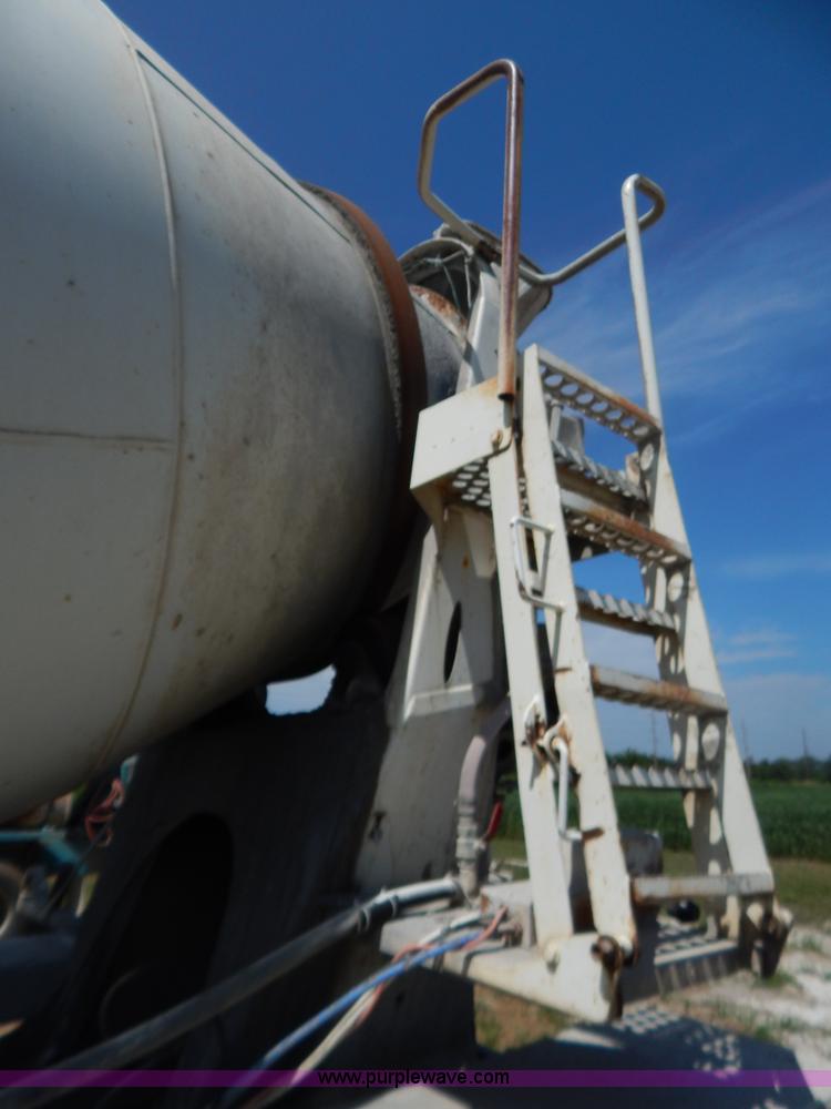 image for item G3496 1993 Ford LT8000 9 cu. yd. concrete mixer